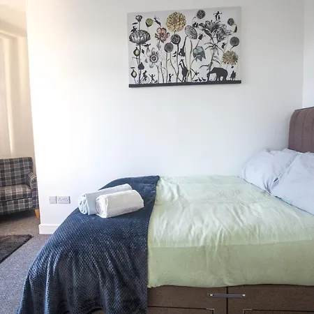 295a Two Mile Hill Apartment